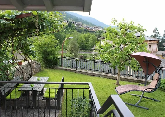 La Rosa, Vista Sul Di Caldonazzo