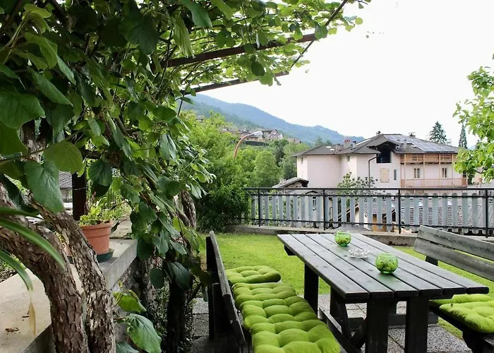 La Rosa, Vista Sul Di Caldonazzo *