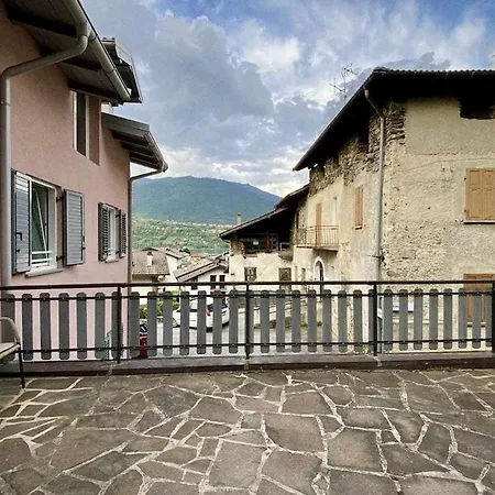 La Rosa, Views On Of Caldonazzo * Roma